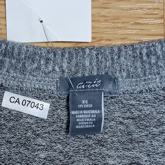 Aerie Gray brushed cotton romper. NWT.  Size xs. - Picture 2 of 7